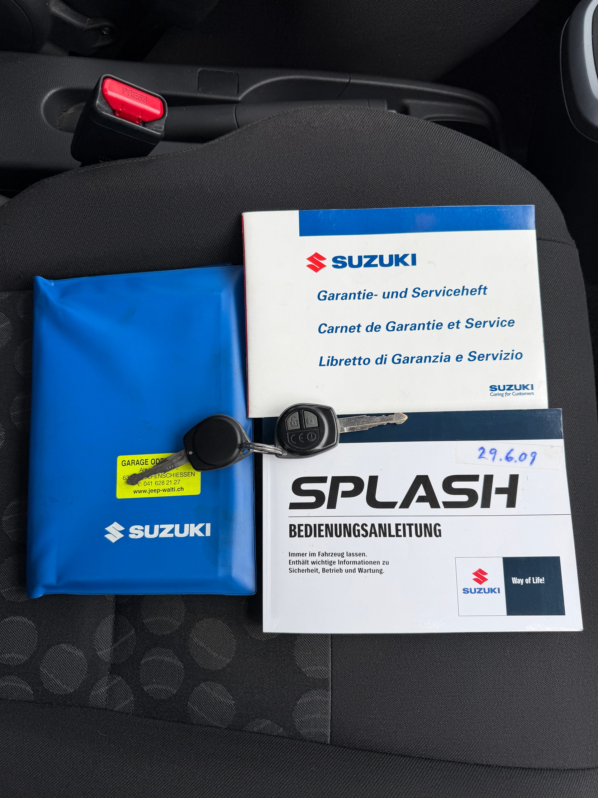 SUZUKI Splash 1.2i 16V GL Top Automatic-image-21