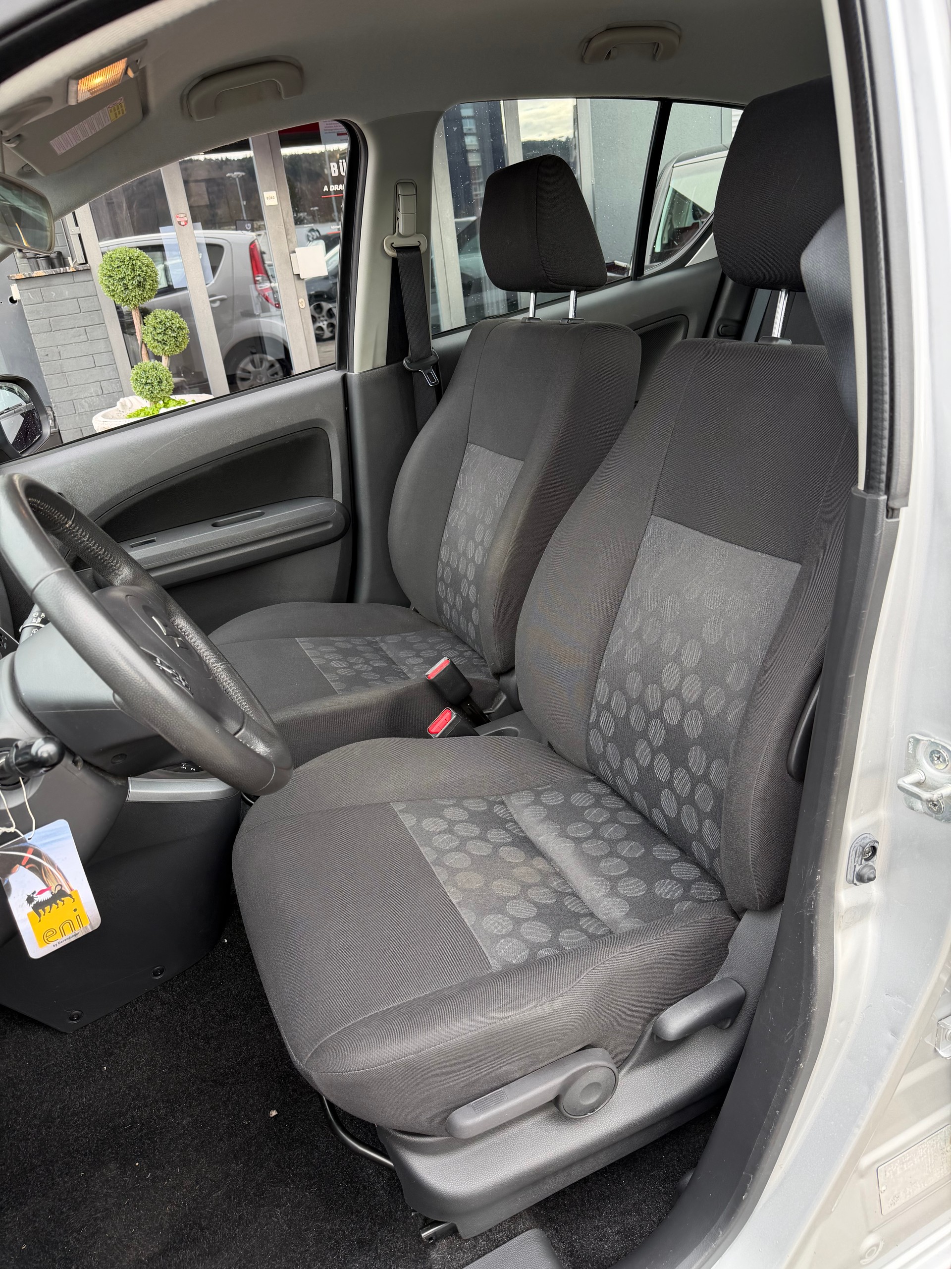 SUZUKI Splash 1.2i 16V GL Top Automatic-image-9
