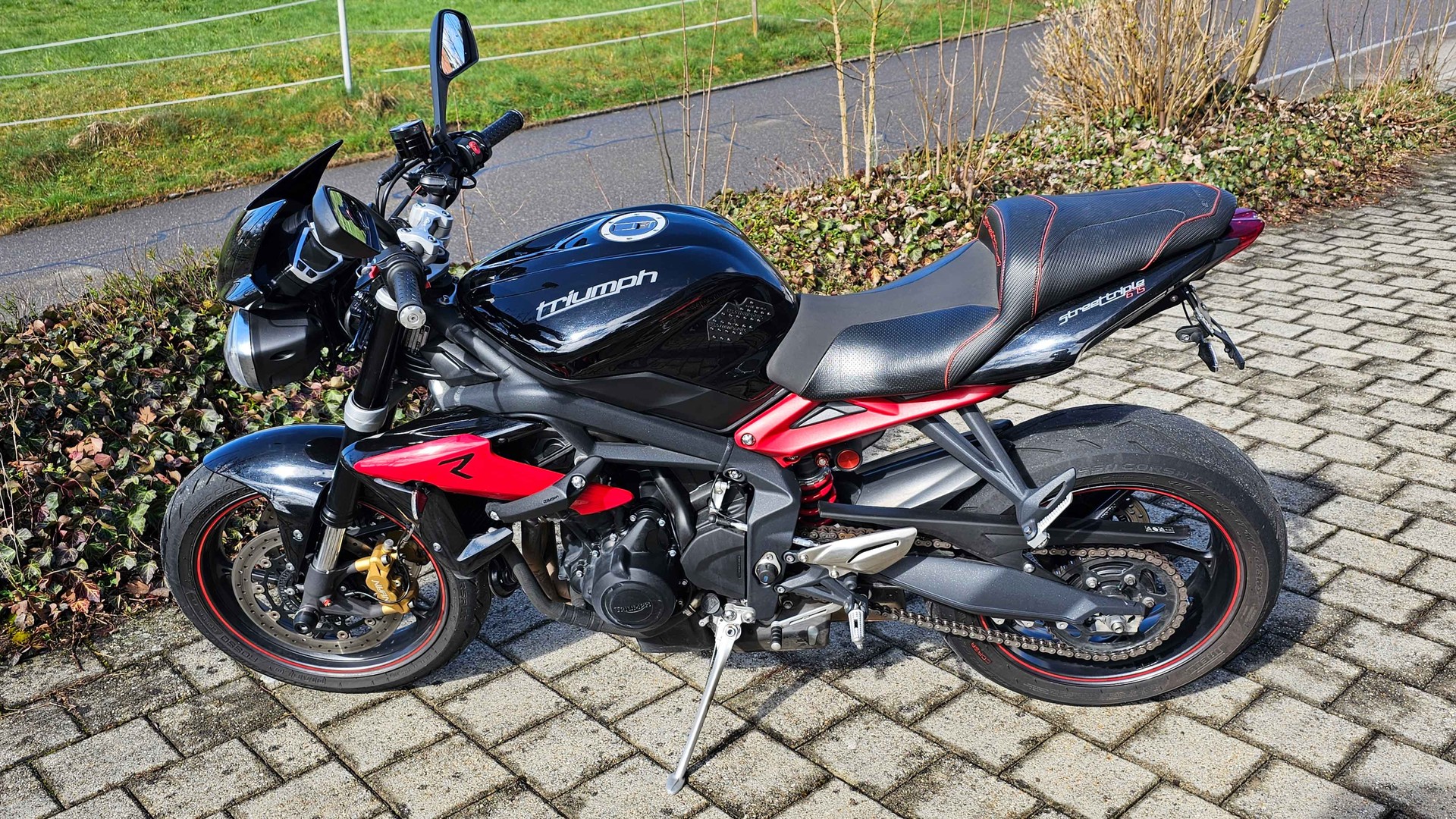 TRIUMPH Street Triple 675 R ABS-image-1