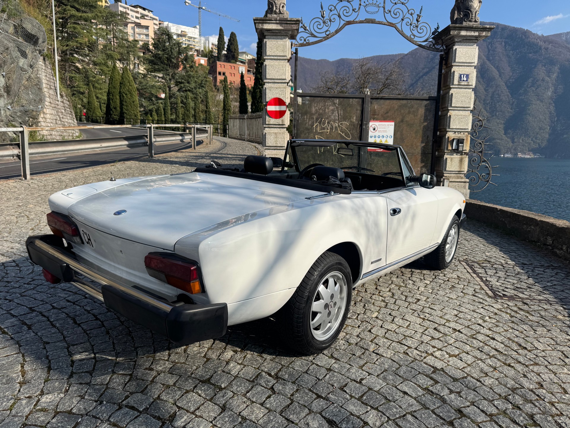 FIAT 2000 IE-image-6