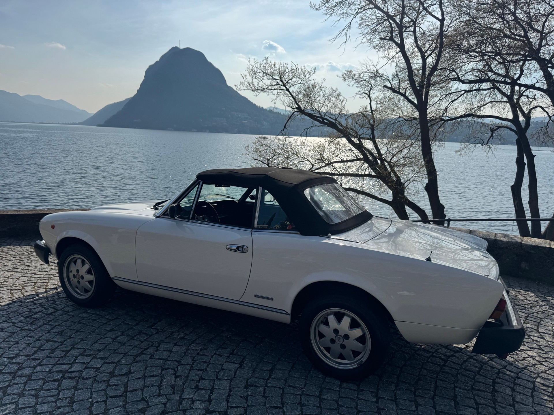 FIAT 2000 IE-image-3