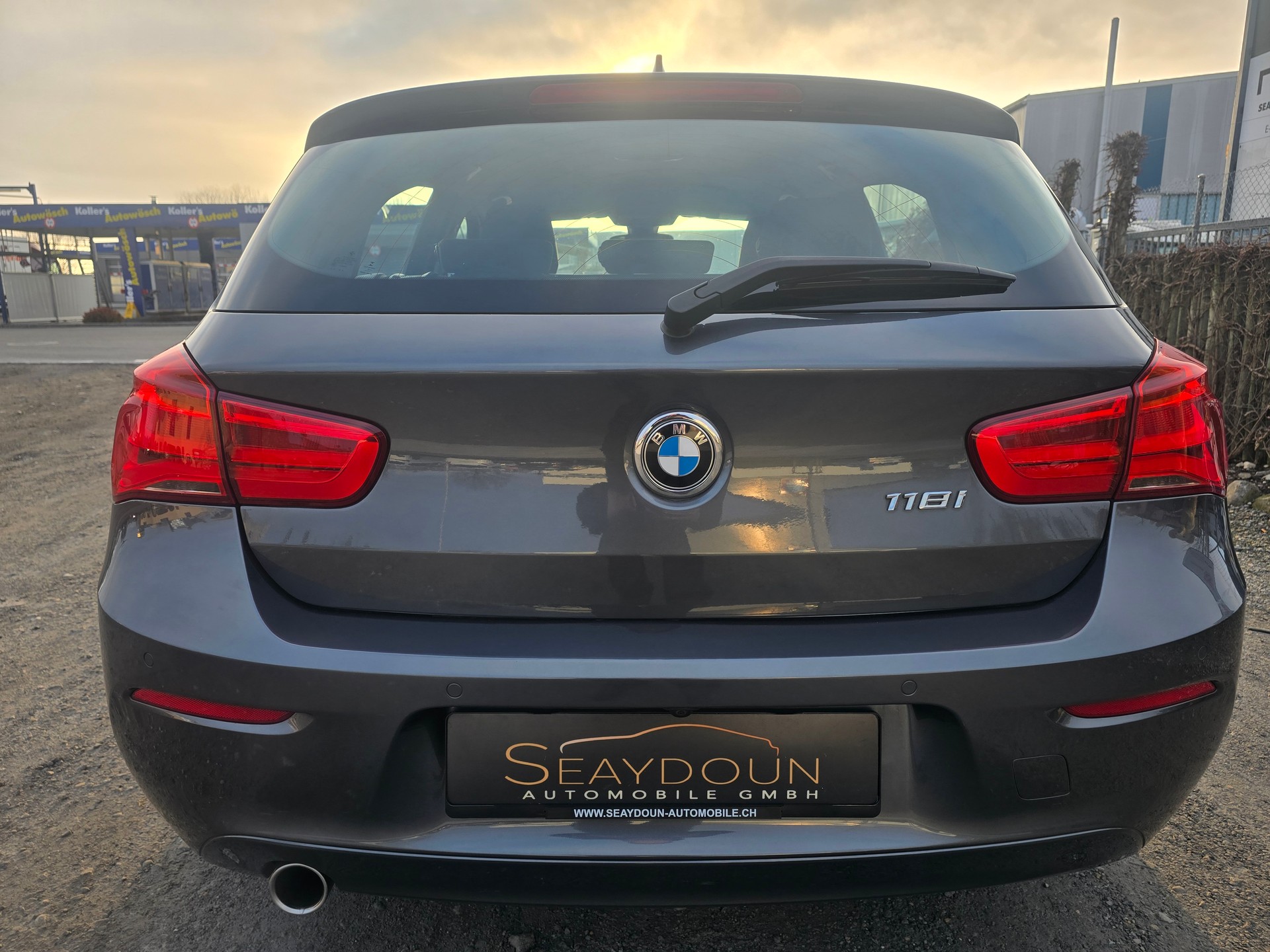 BMW 118i Steptronic-image-4
