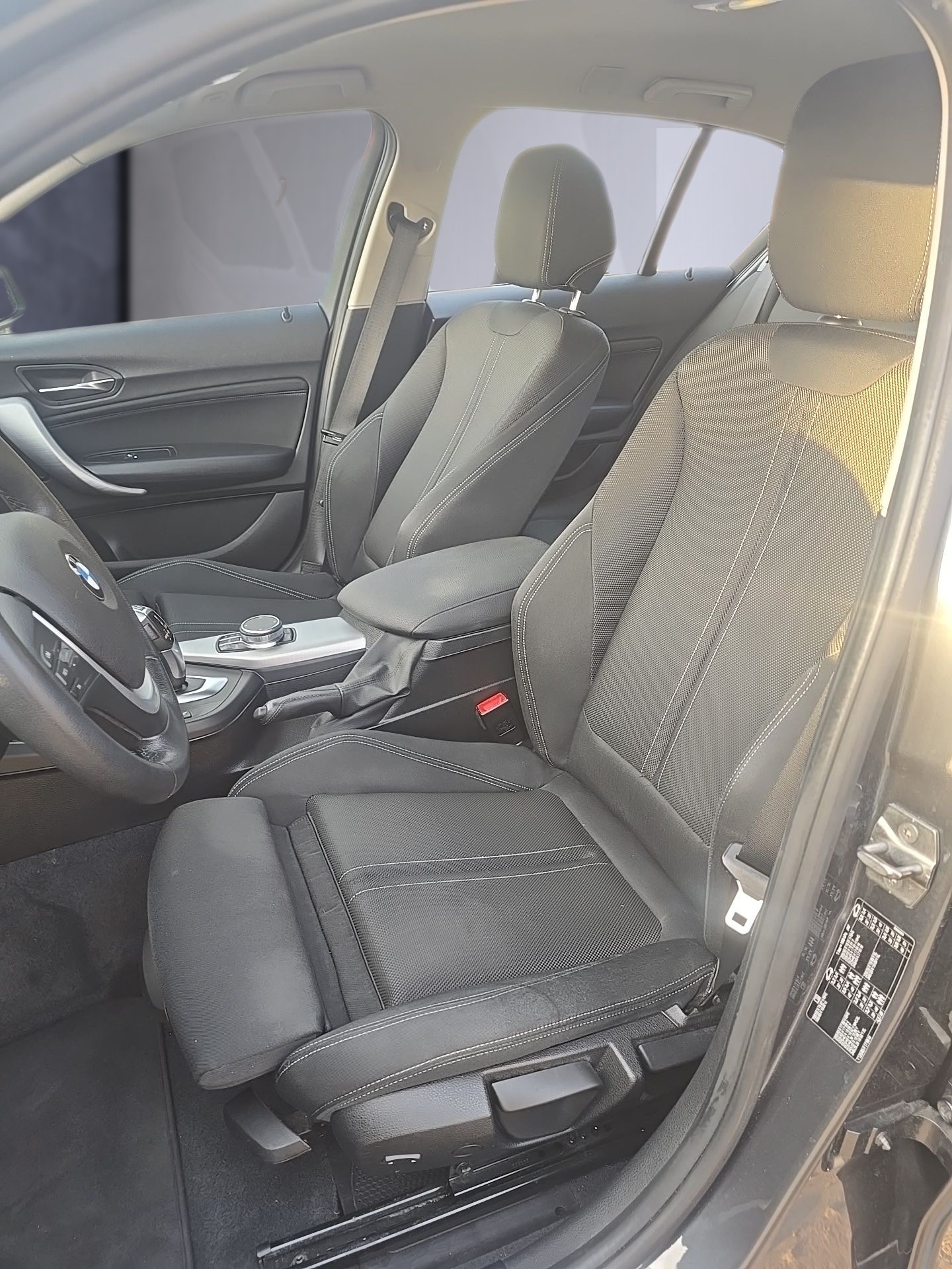 BMW 118i Steptronic-image-16
