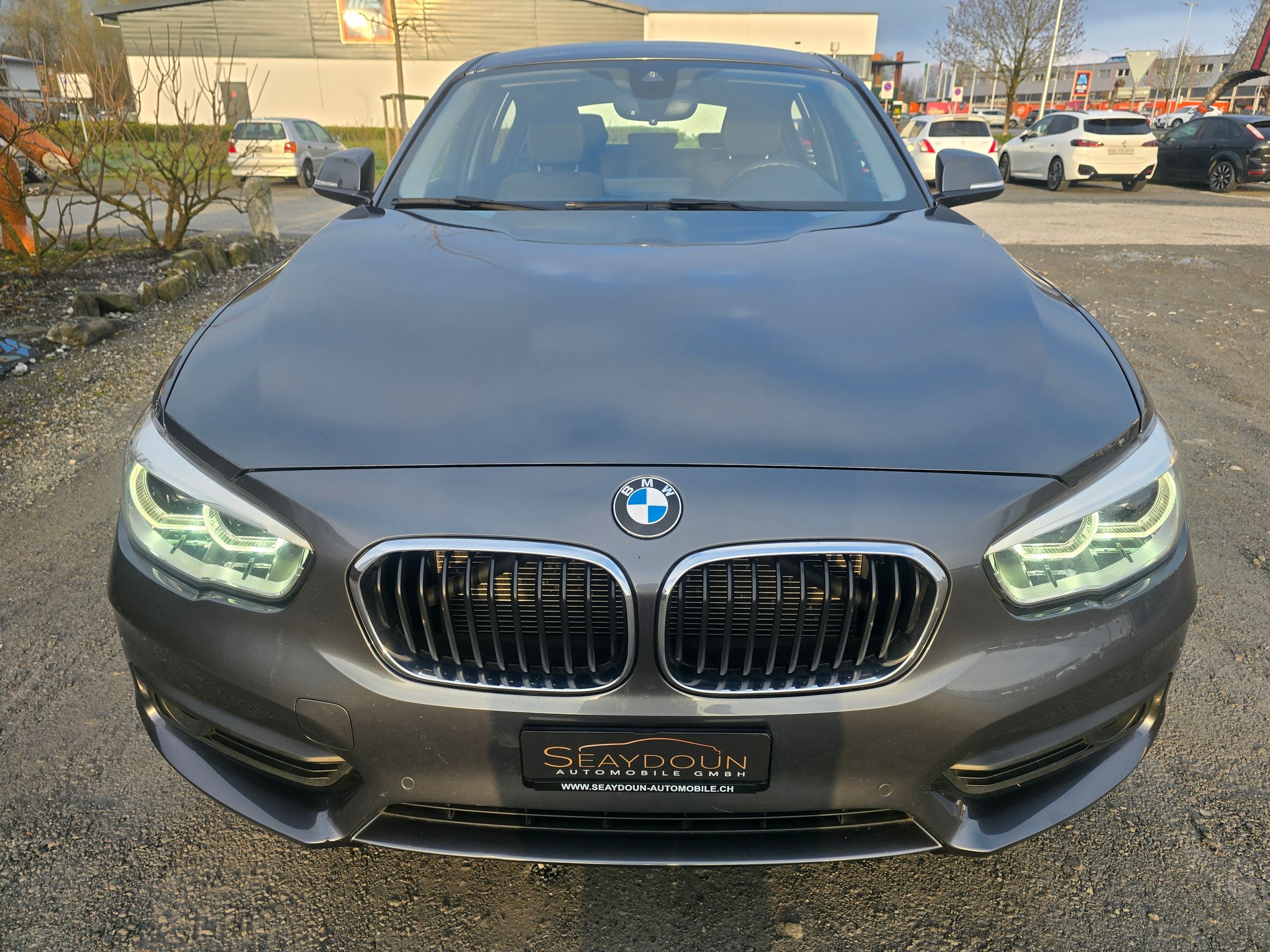 BMW 118i Steptronic-image-5