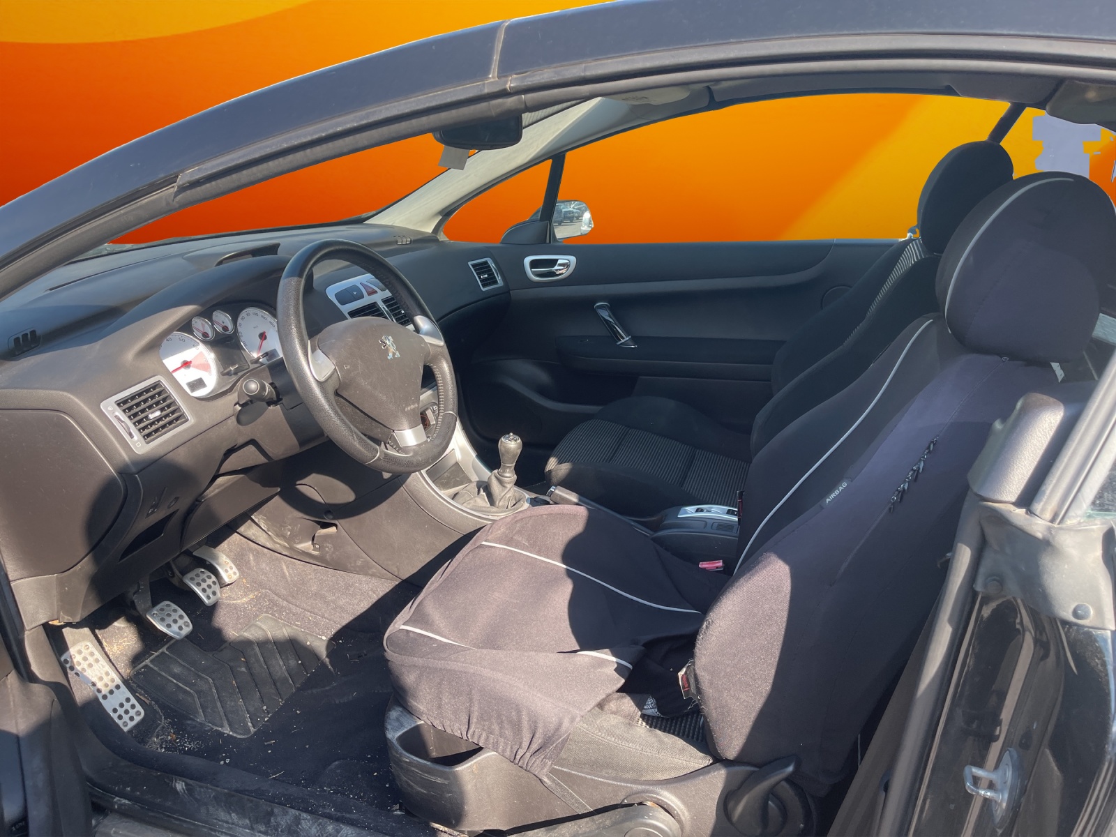 PEUGEOT 307 CC 2.0 16V-image-4