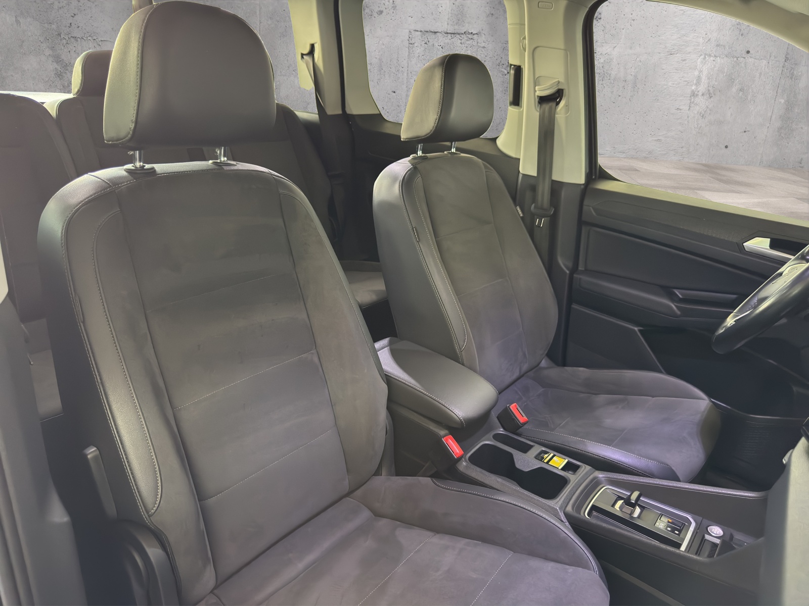 VW Caddy 2.0 TDI Style DSG-image-13
