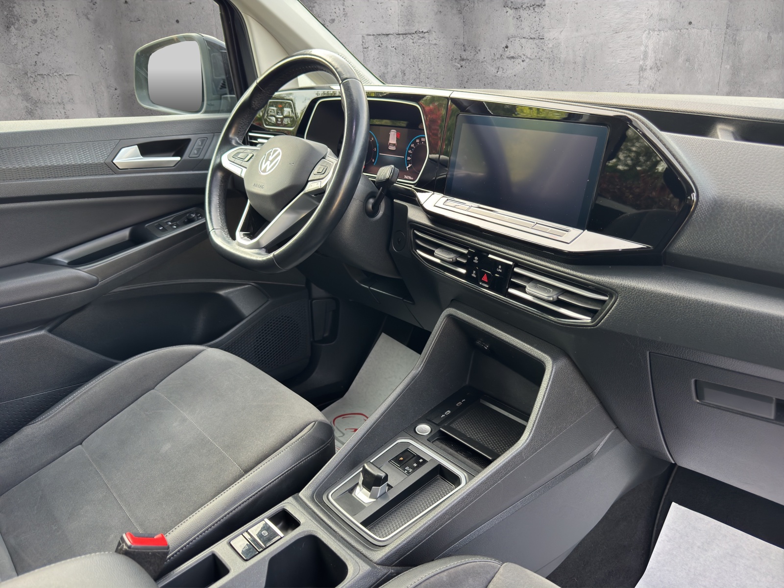 VW Caddy 2.0 TDI Style DSG-image-12