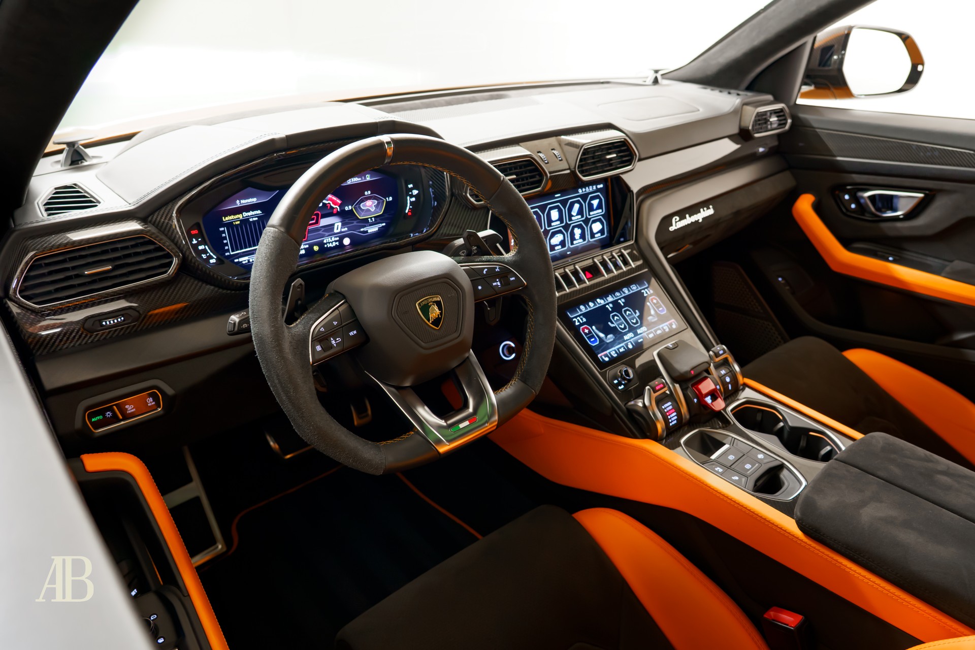 LAMBORGHINI Urus Capsule Edition 4.0 - CH-Fahrzeug-image-10