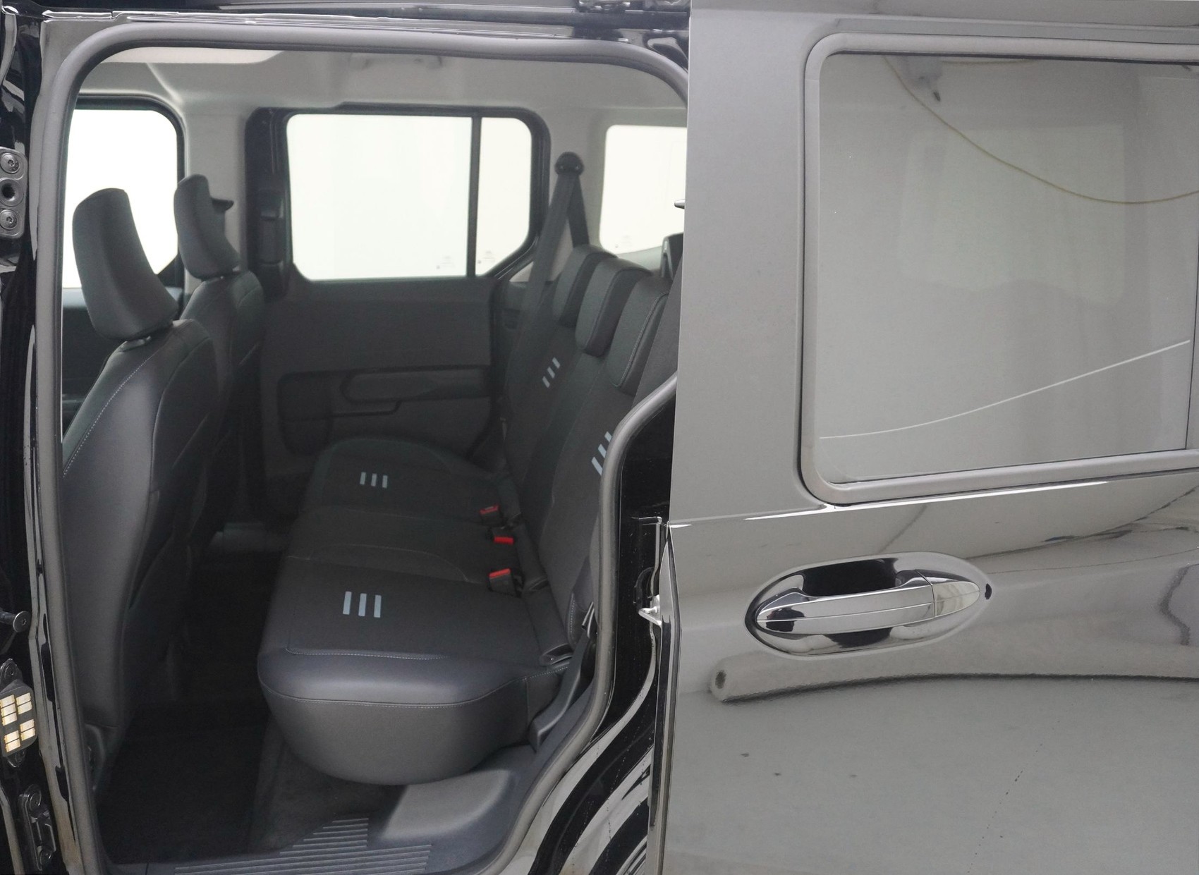 FORD Tourneo Courier 1.0 Ecoboost Active-image-12
