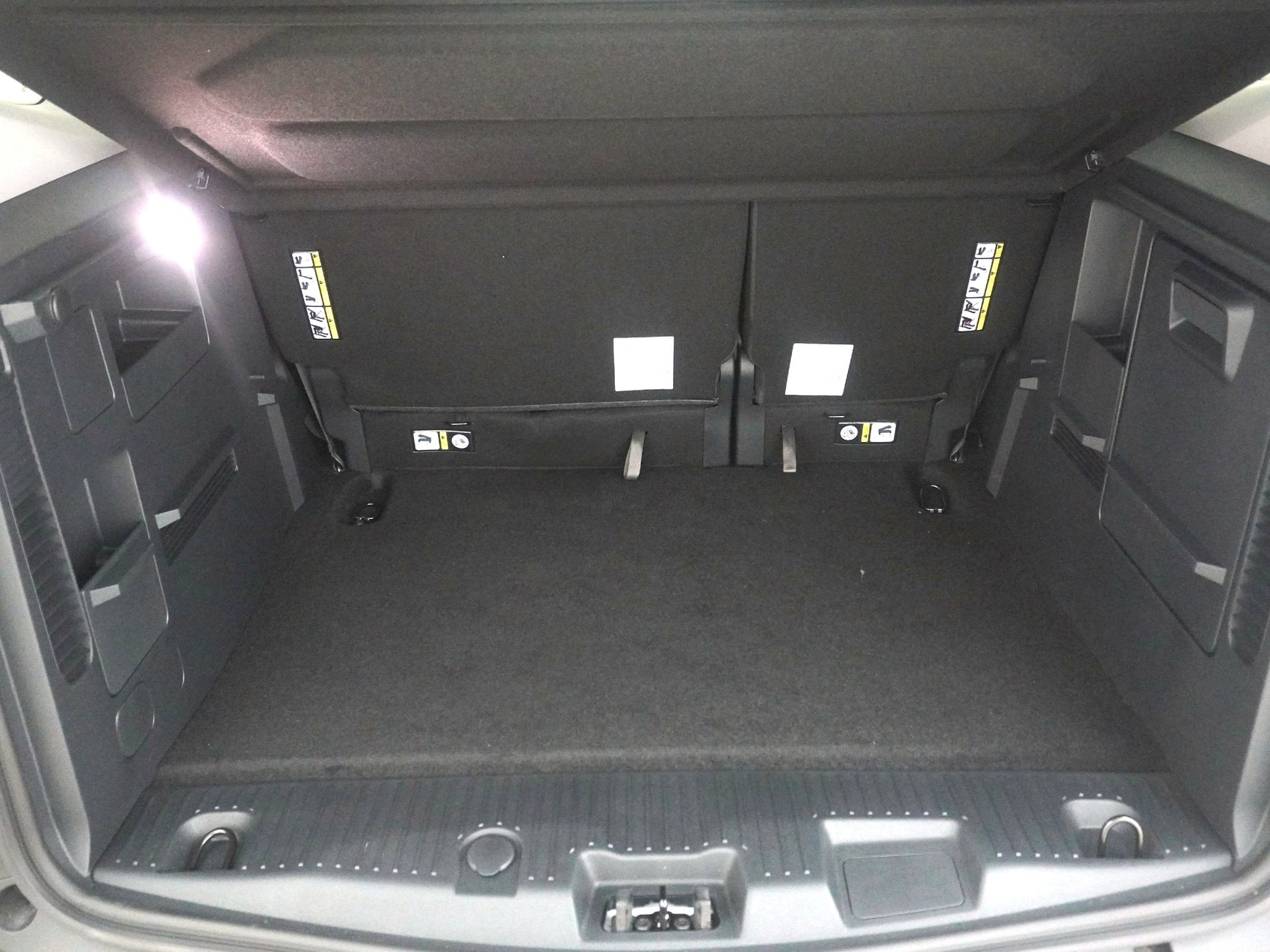 FORD Tourneo Courier 1.0 Ecoboost Active-image-19