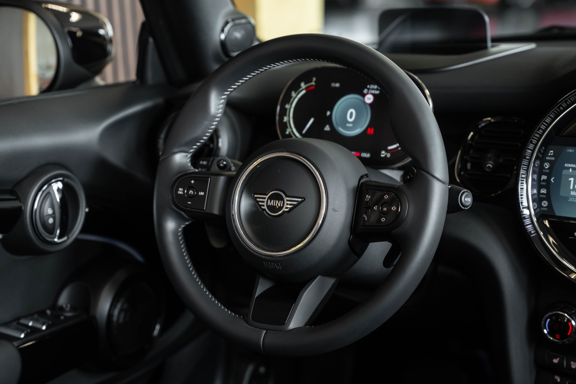 MINI Cooper S Cabriolet DKG-image-30