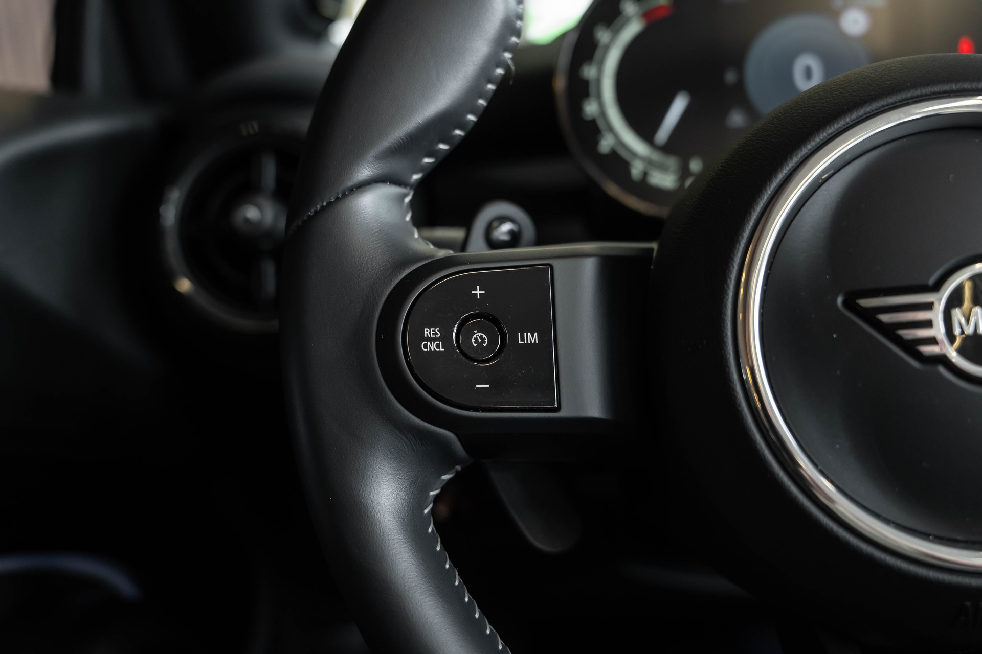 MINI Cooper S Cabriolet DKG-image-29