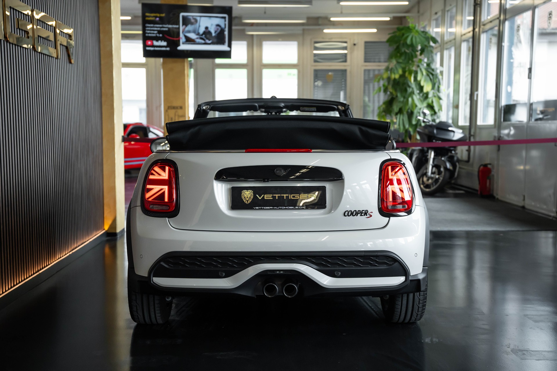MINI Cooper S Cabriolet DKG-image-5