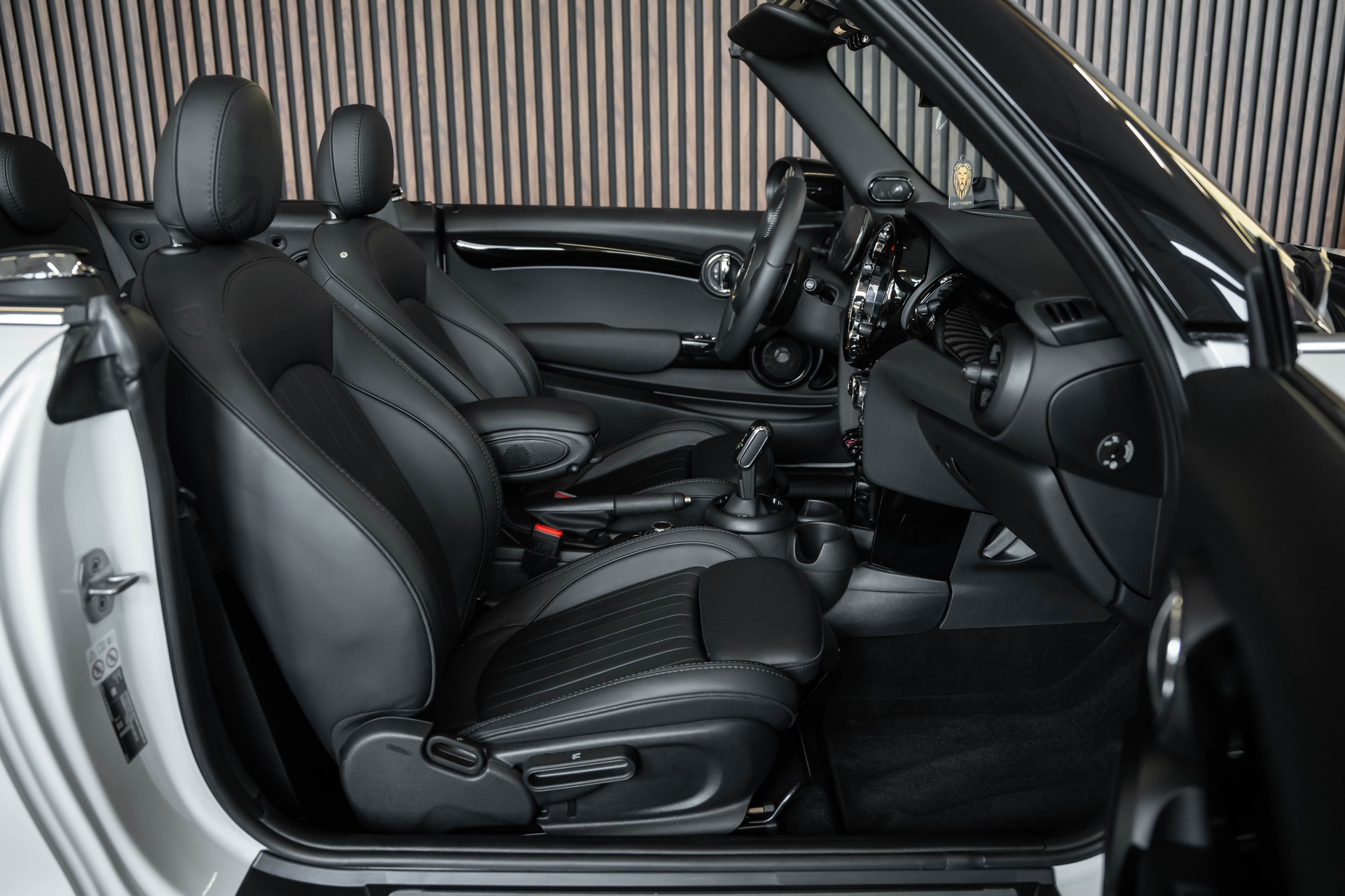MINI Cooper S Cabriolet DKG-image-16
