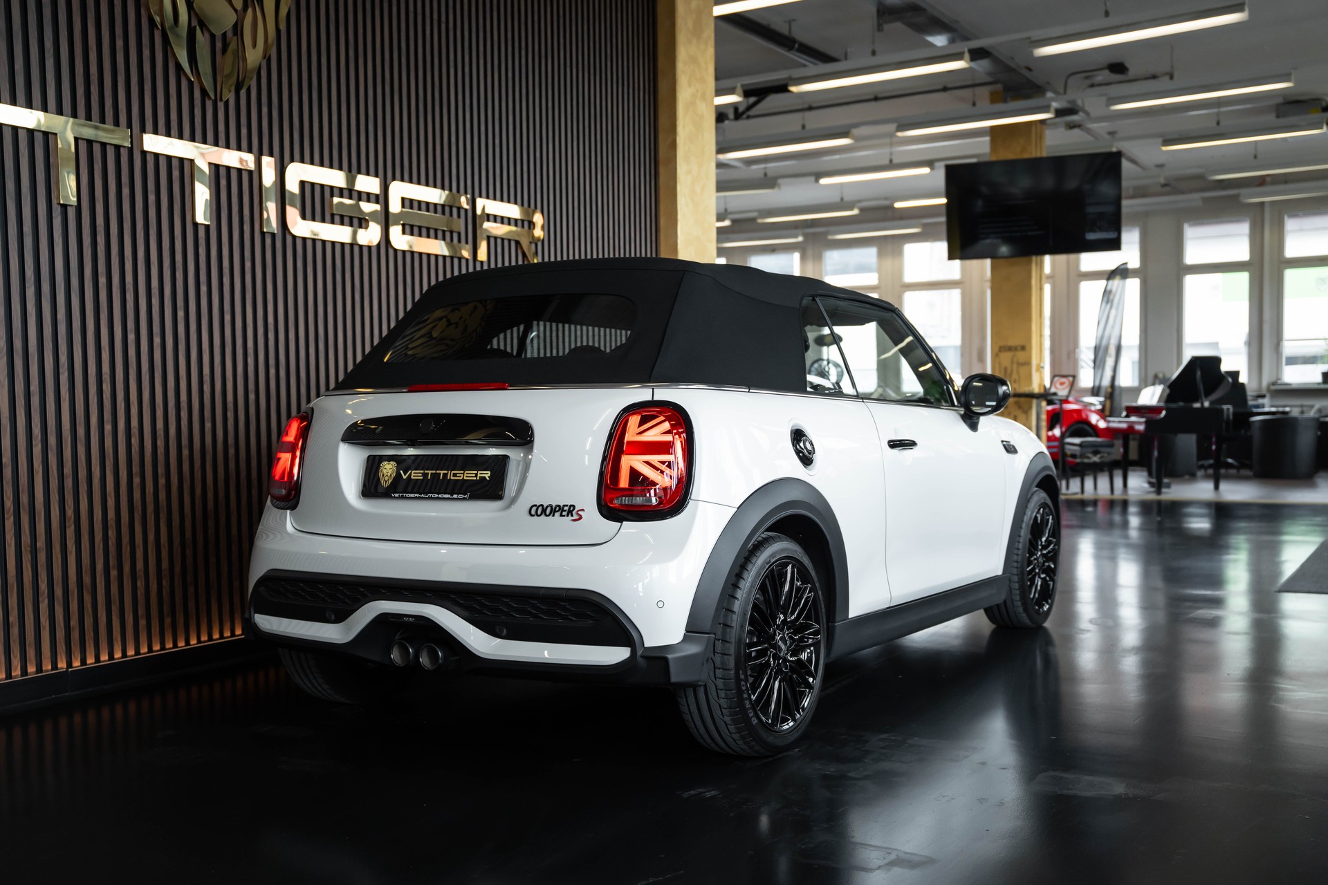 MINI Cooper S Cabriolet DKG-image-7