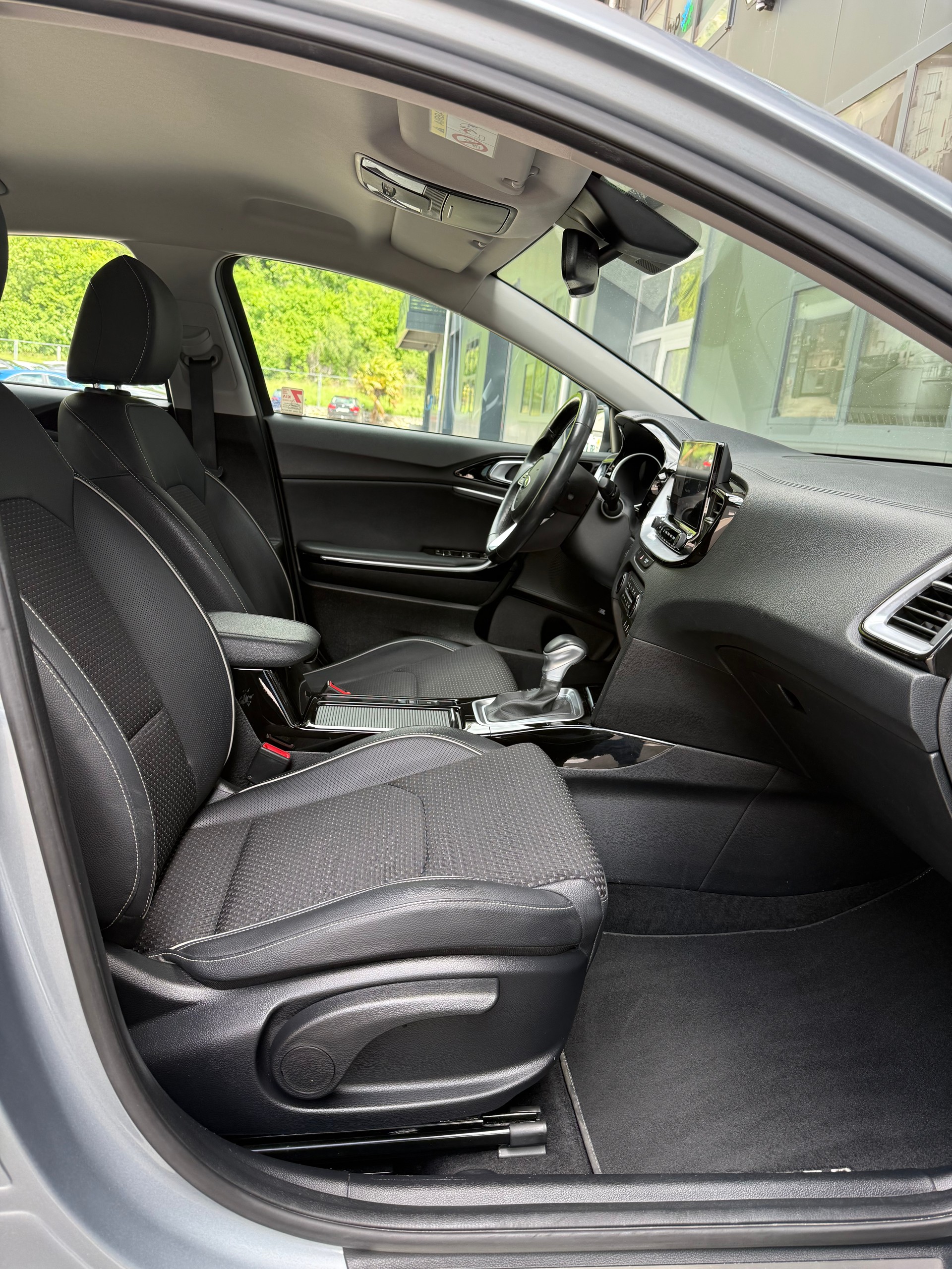 KIA XCeed 1.4 T-GDi Trend DCT-image-10