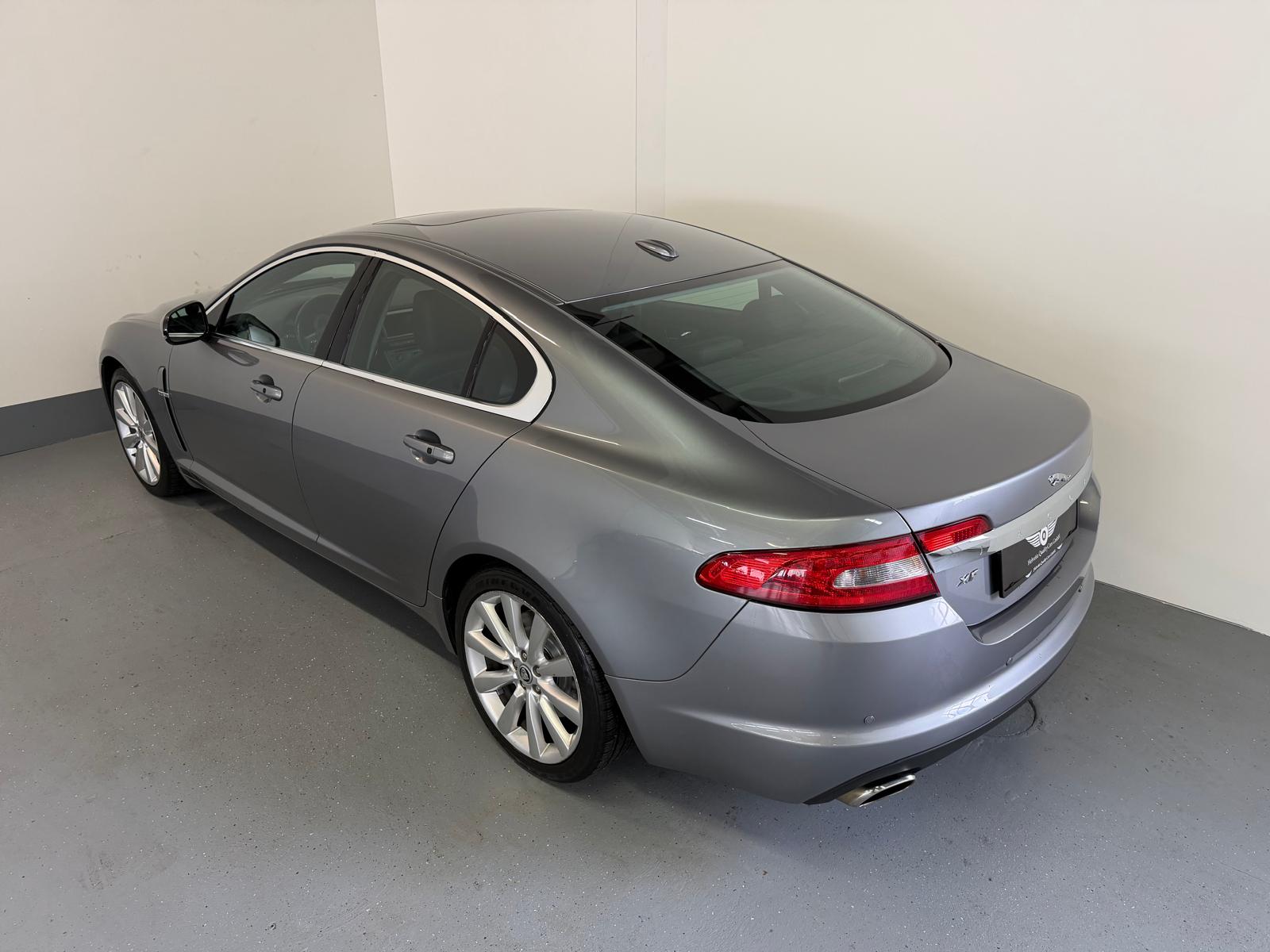 JAGUAR XF 3.0d S V6 Premium Luxury-image-6