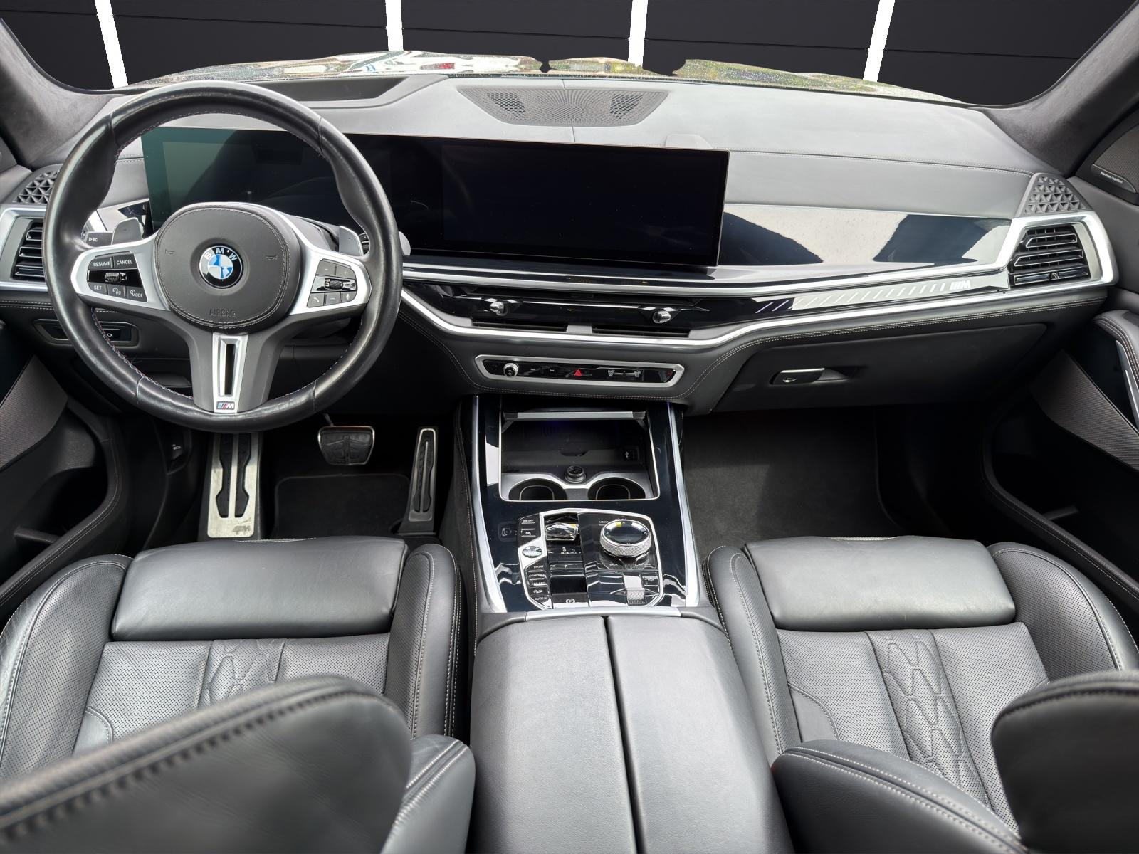 BMW X7 M60i-image-11
