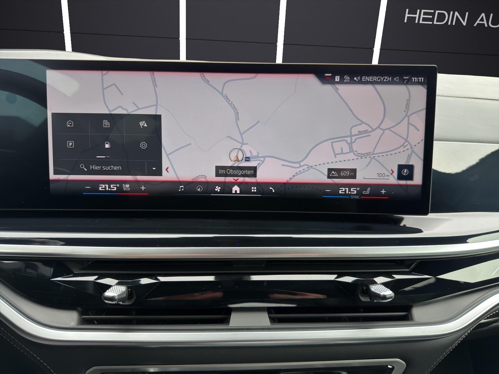 BMW X7 M60i-image-12
