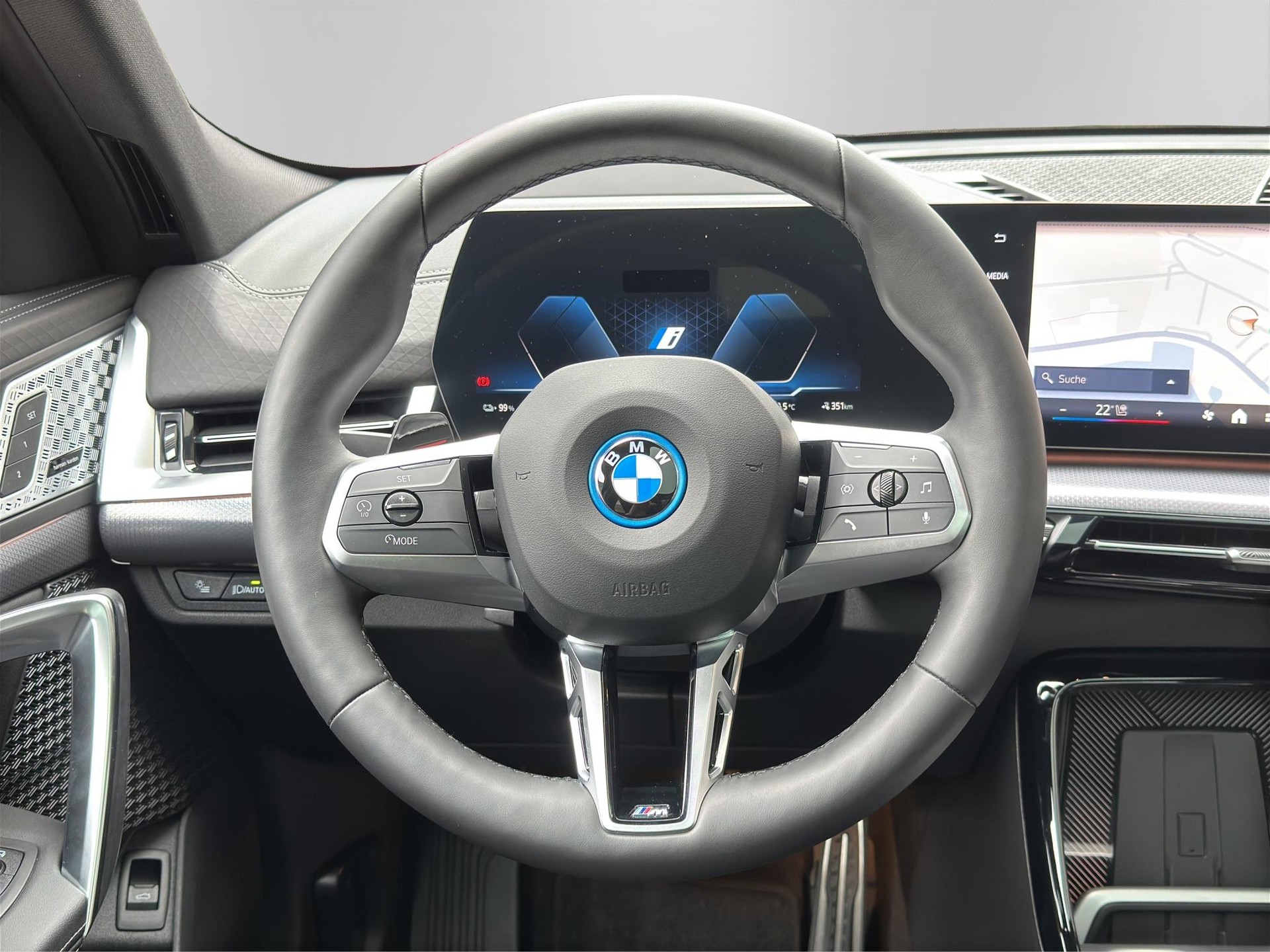 BMW iX2 xDrive 30 M Sport Pro-image-11
