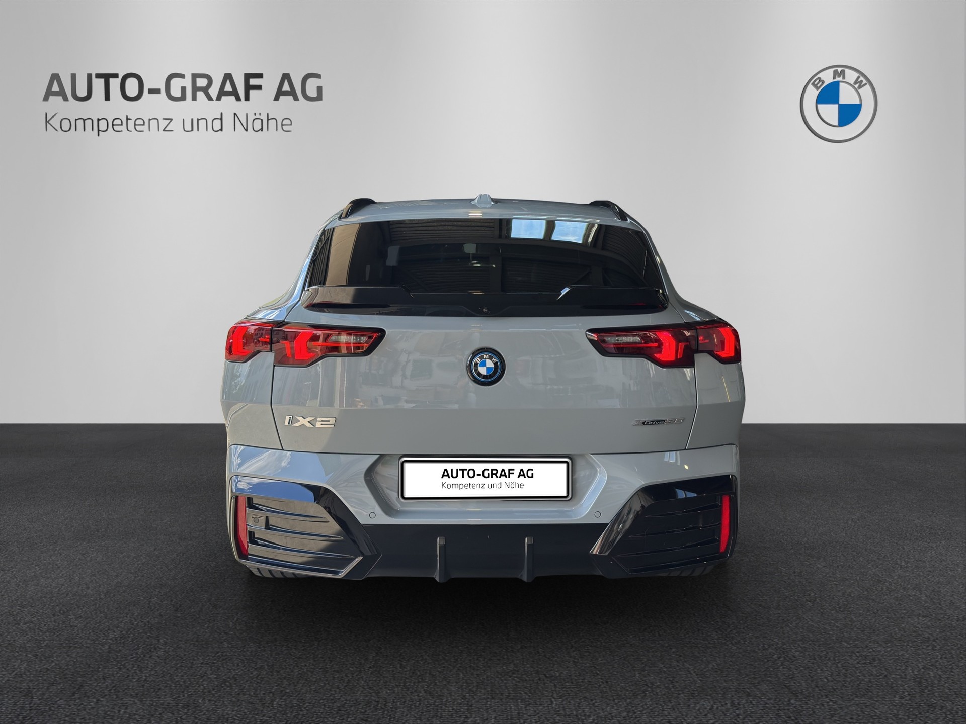 BMW iX2 xDrive 30 M Sport Pro-image-23