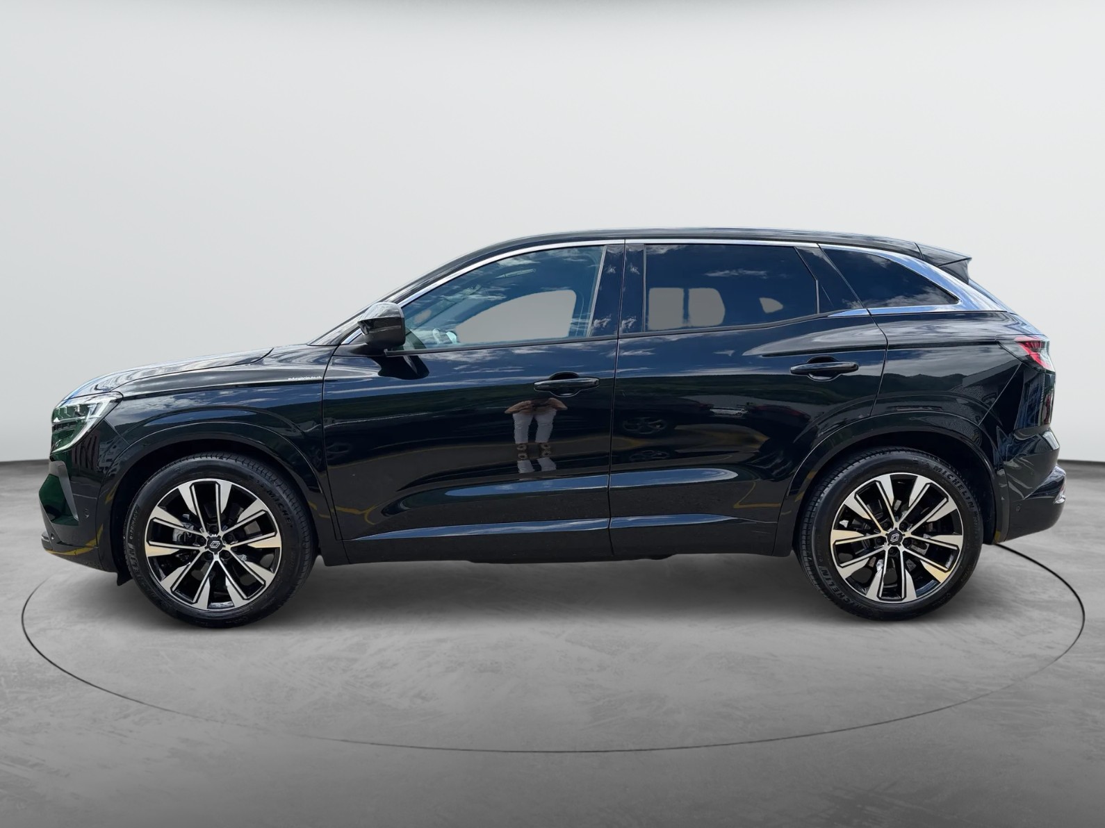 RENAULT Austral 1.2 HEV 200 Techno A-image-7