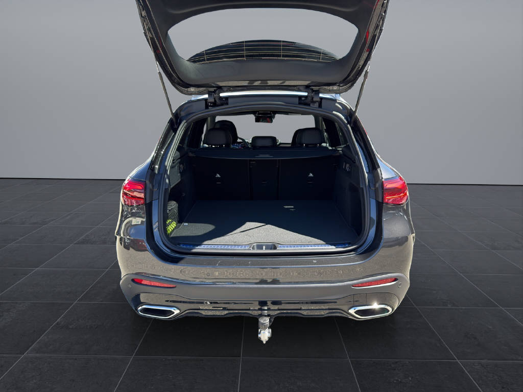 MERCEDES-BENZ GLC 220 d AMG Line 4matic-image-16
