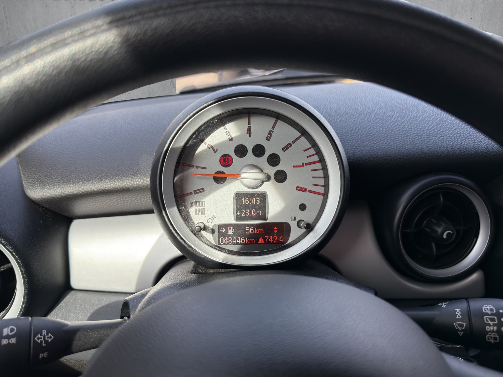 MINI One-image-11