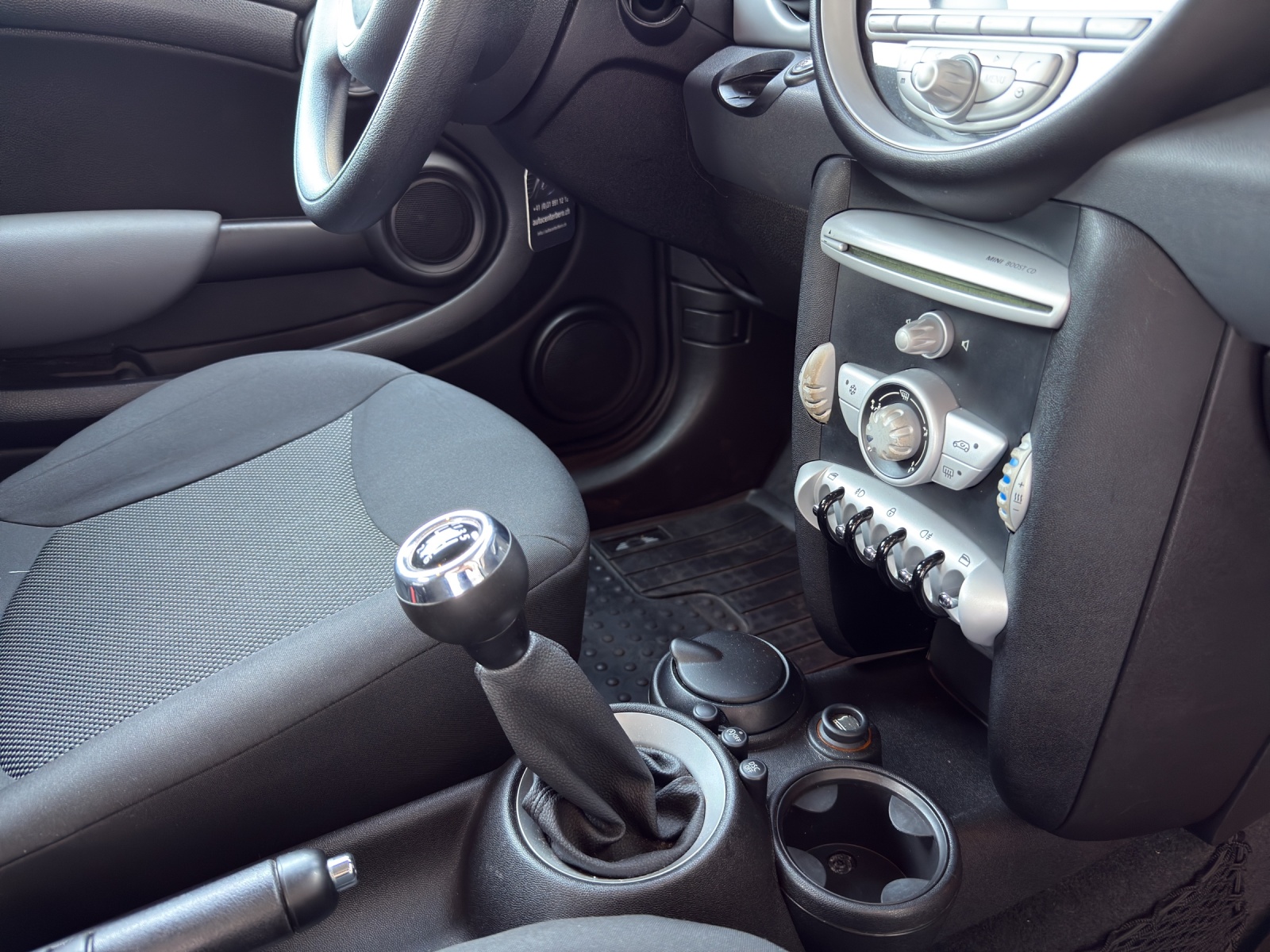MINI One-image-12