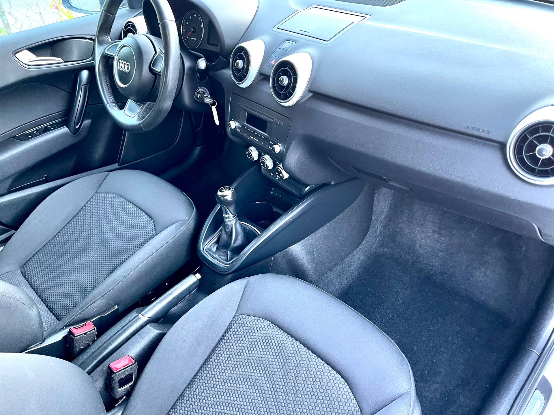 AUDI A1 Sportback 1.2 TFSI Ambition-image-18