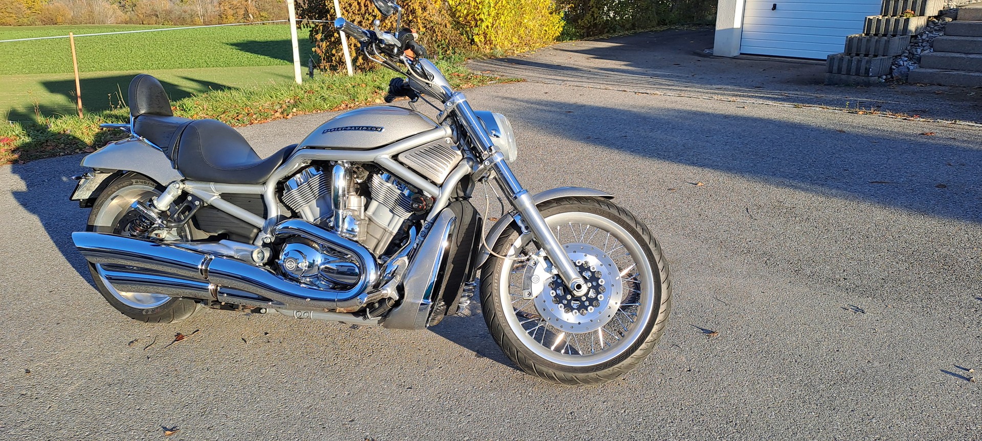 HARLEY-DAVIDSON VRSCAW V-Rod-image-2