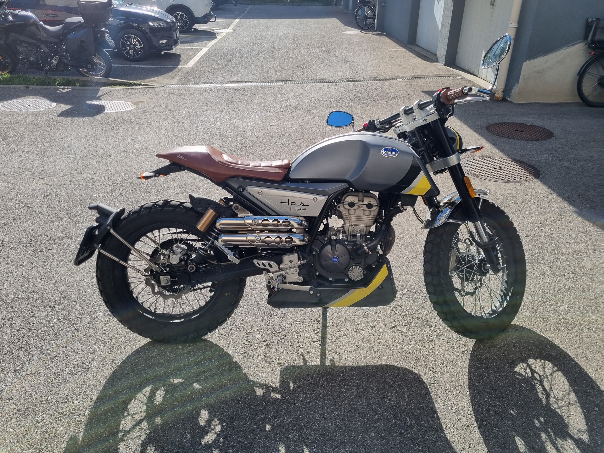 MONDIAL HPS 125-image-1