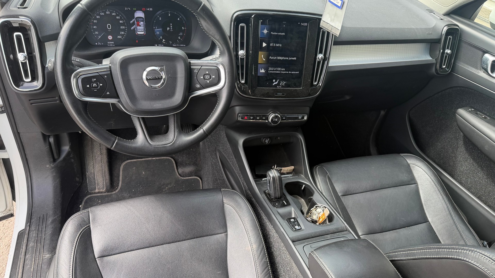 VOLVO XC40 D3 AWD Momentum Geartronic-image-7