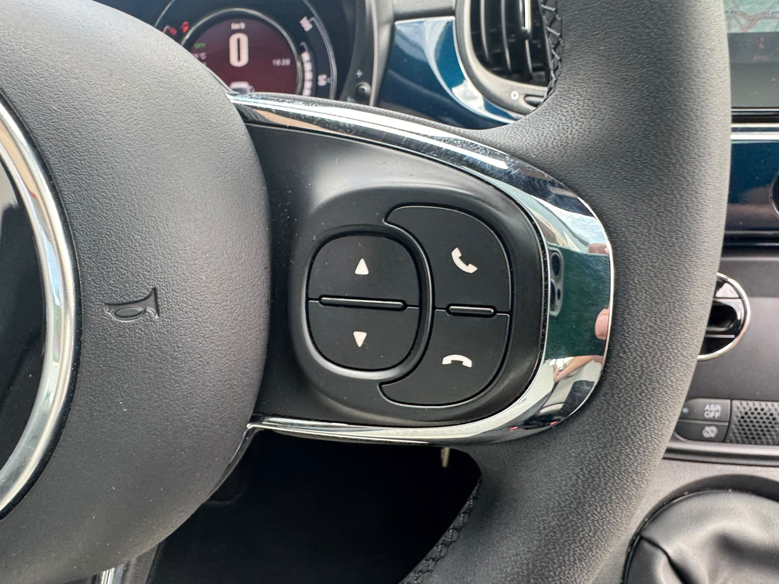FIAT 500 1.0 N3 MildHybrid Dolcevita-image-24