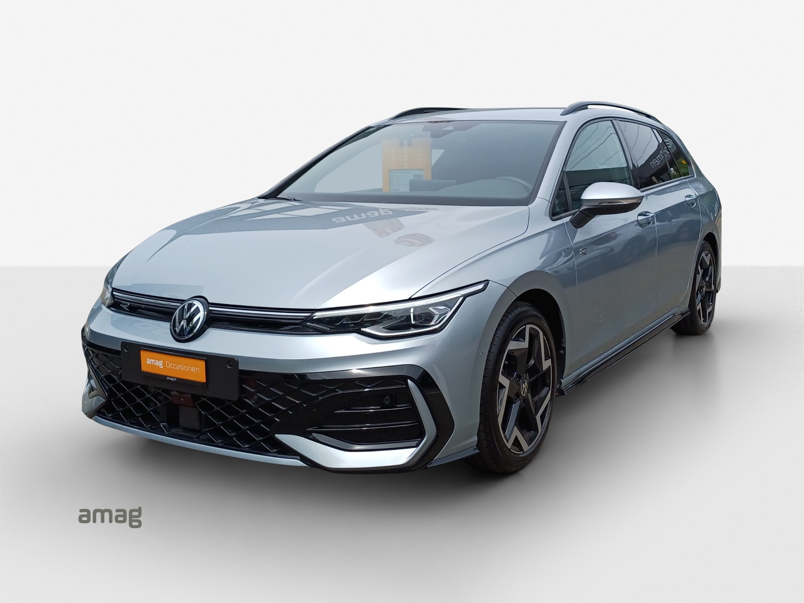 VW Golf Variant 2.0 TSI R-Line DSG 4 Motion