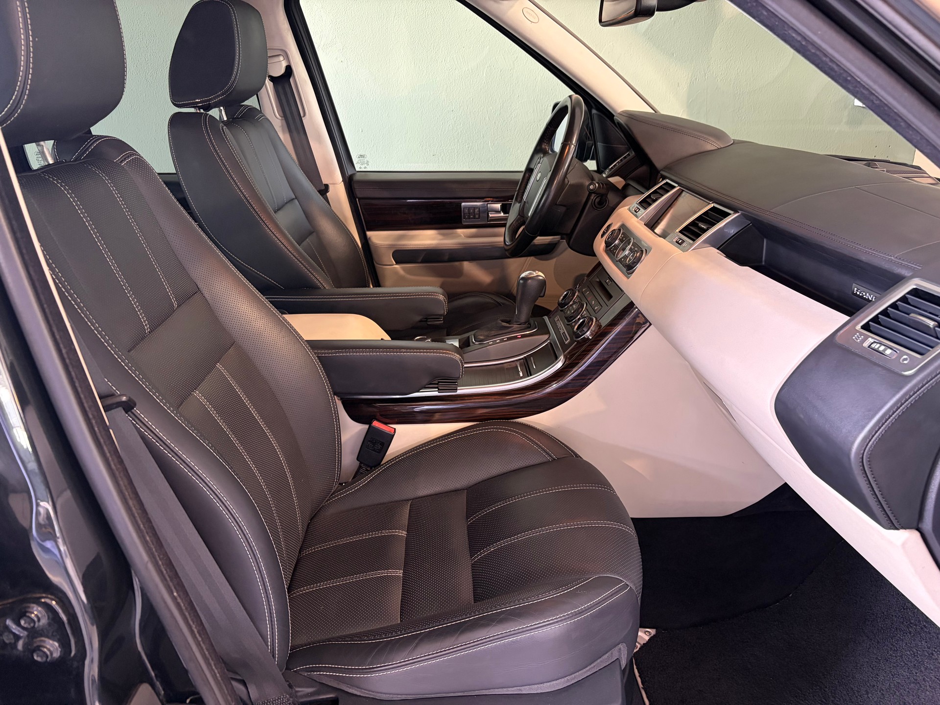 LAND ROVER Range Rover Sport 3.0 TDV6 HSE Automatic * Ab MFK *-image-15