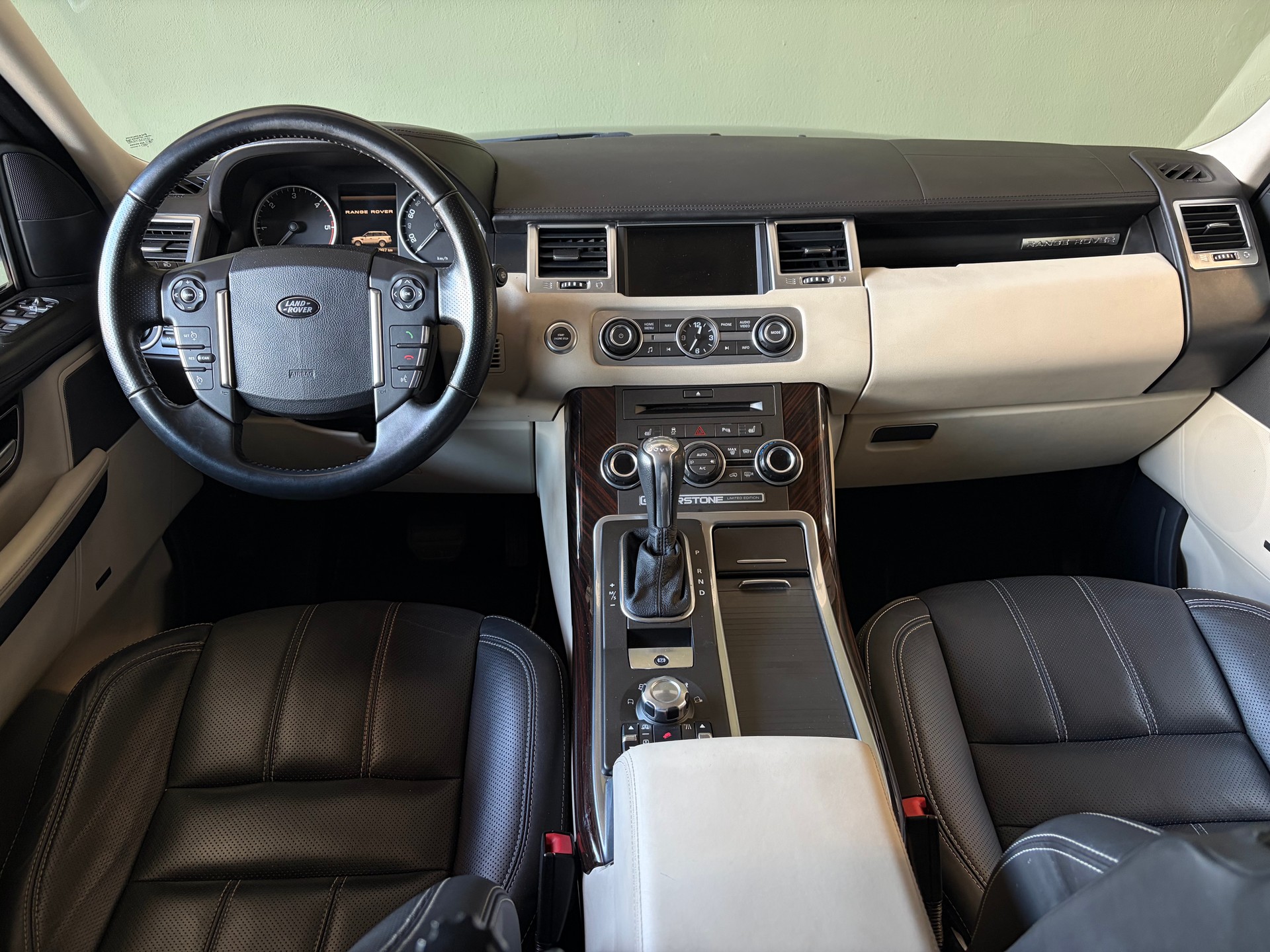 LAND ROVER Range Rover Sport 3.0 TDV6 HSE Automatic * Ab MFK *-image-7