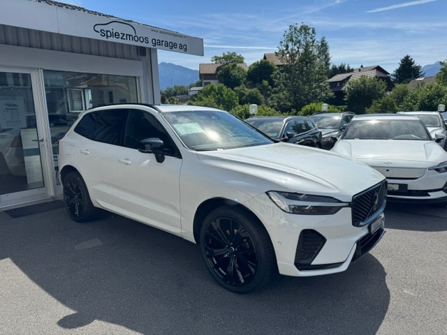 VOLVO XC60 2.0 B5 MH Black Edition AWD-image-1