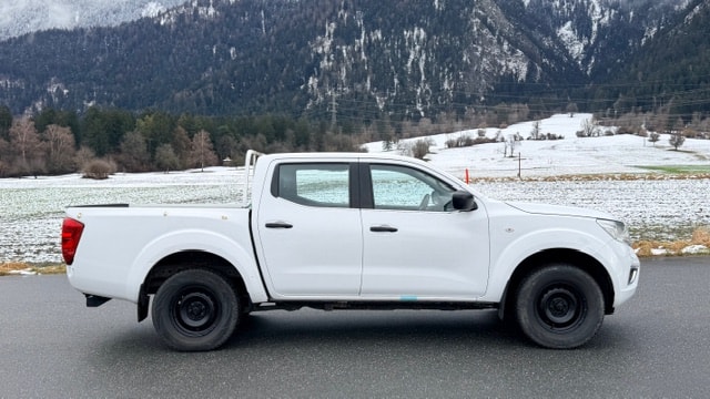 NISSAN Navara Double Cab Tekna 2.3 dCi 4WD-image-1