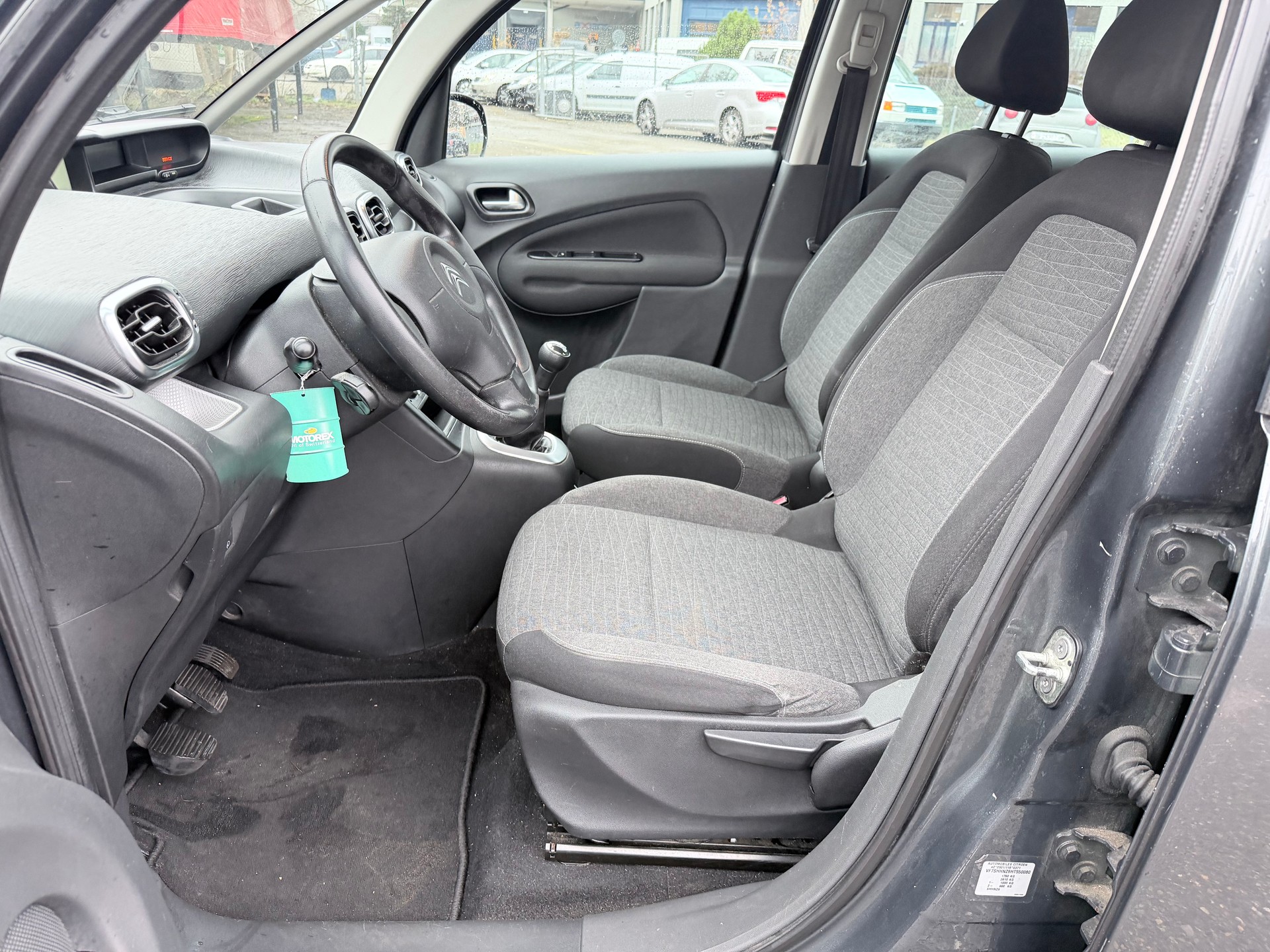 CITROEN C3 Picasso 1.2 Pure Tech Exclusive-image-6