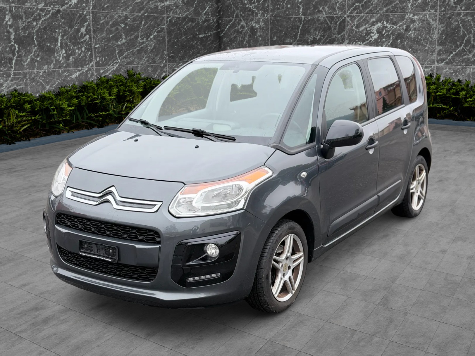 CITROEN C3 Picasso 1.2 Pure Tech Exclusive-image-1