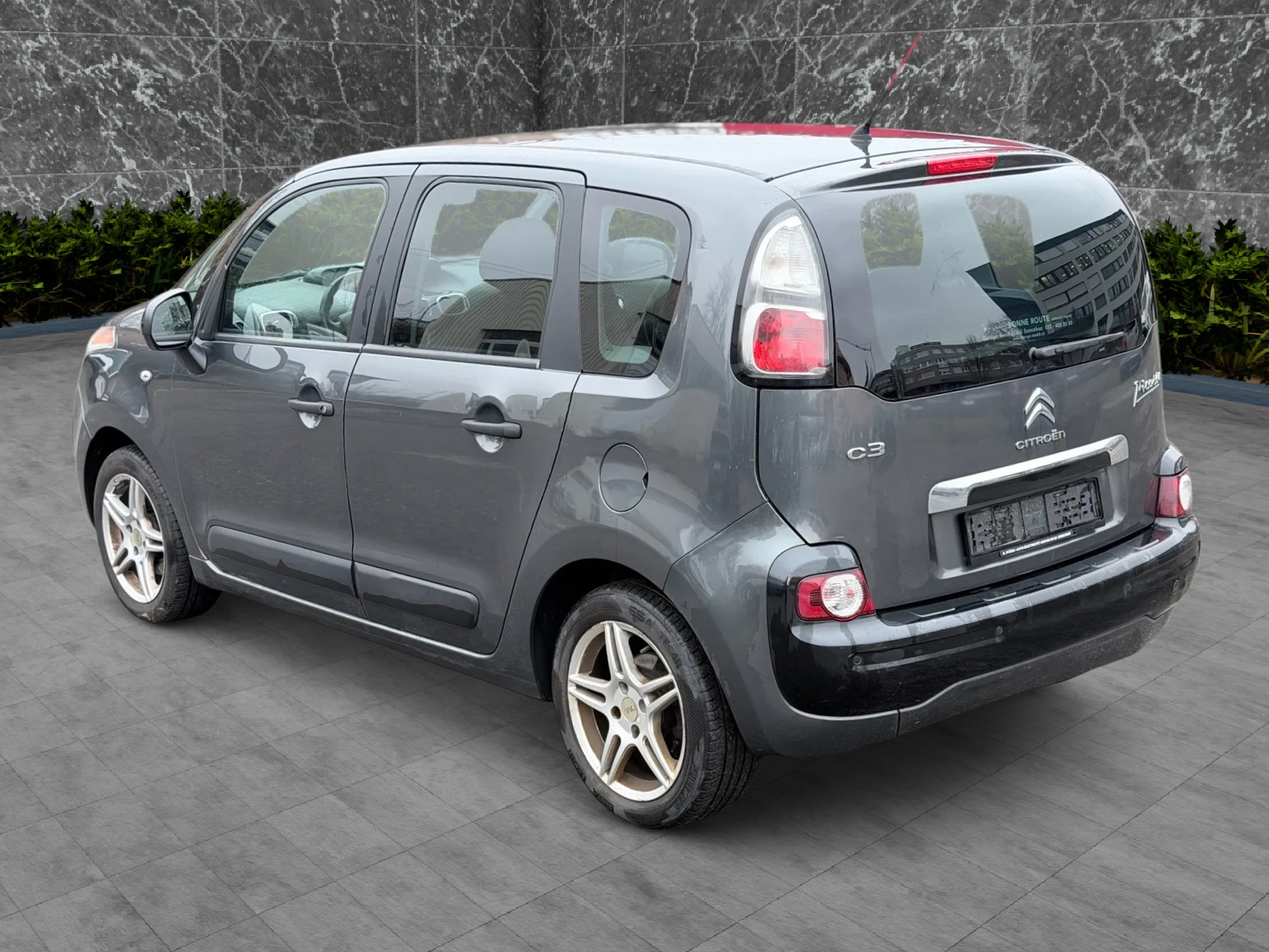 CITROEN C3 Picasso 1.2 Pure Tech Exclusive-image-3