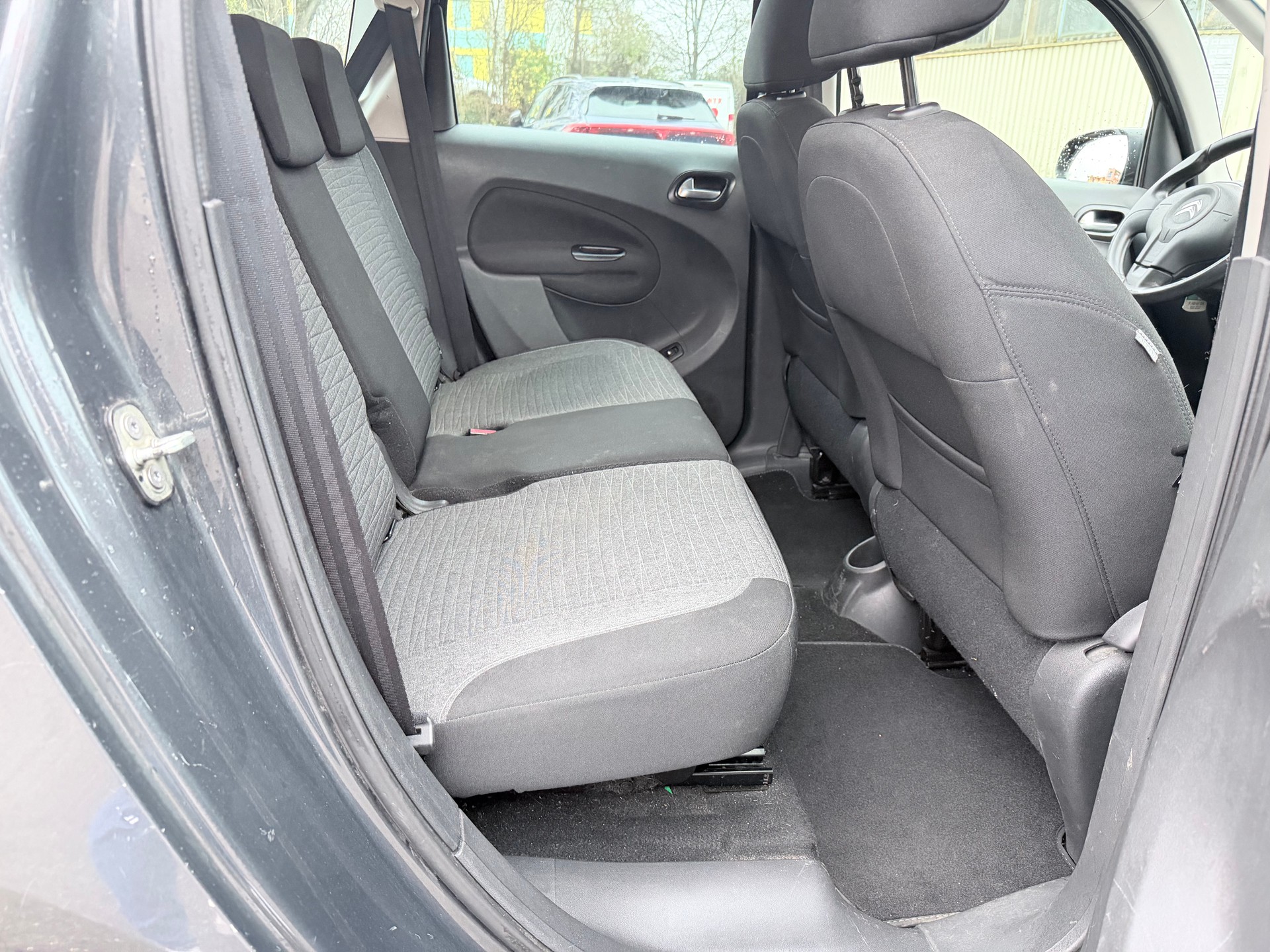 CITROEN C3 Picasso 1.2 Pure Tech Exclusive-image-7