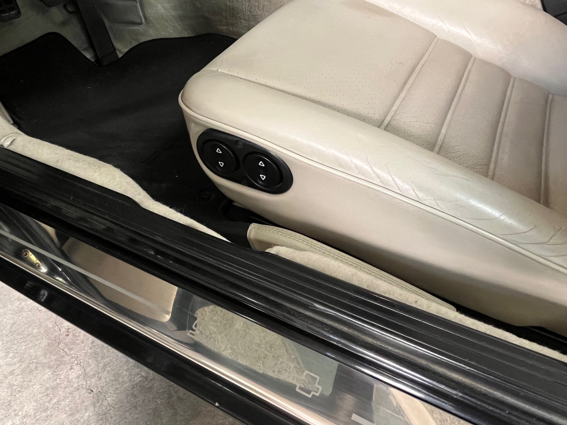 PORSCHE 944 S2 Cabrio, veteran, top Farbcombo, top Zustand-image-15