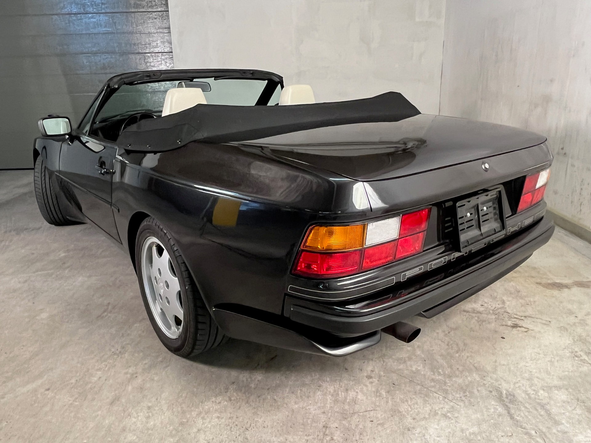 PORSCHE 944 S2 Cabrio, veteran, top Farbcombo, top Zustand-image-4