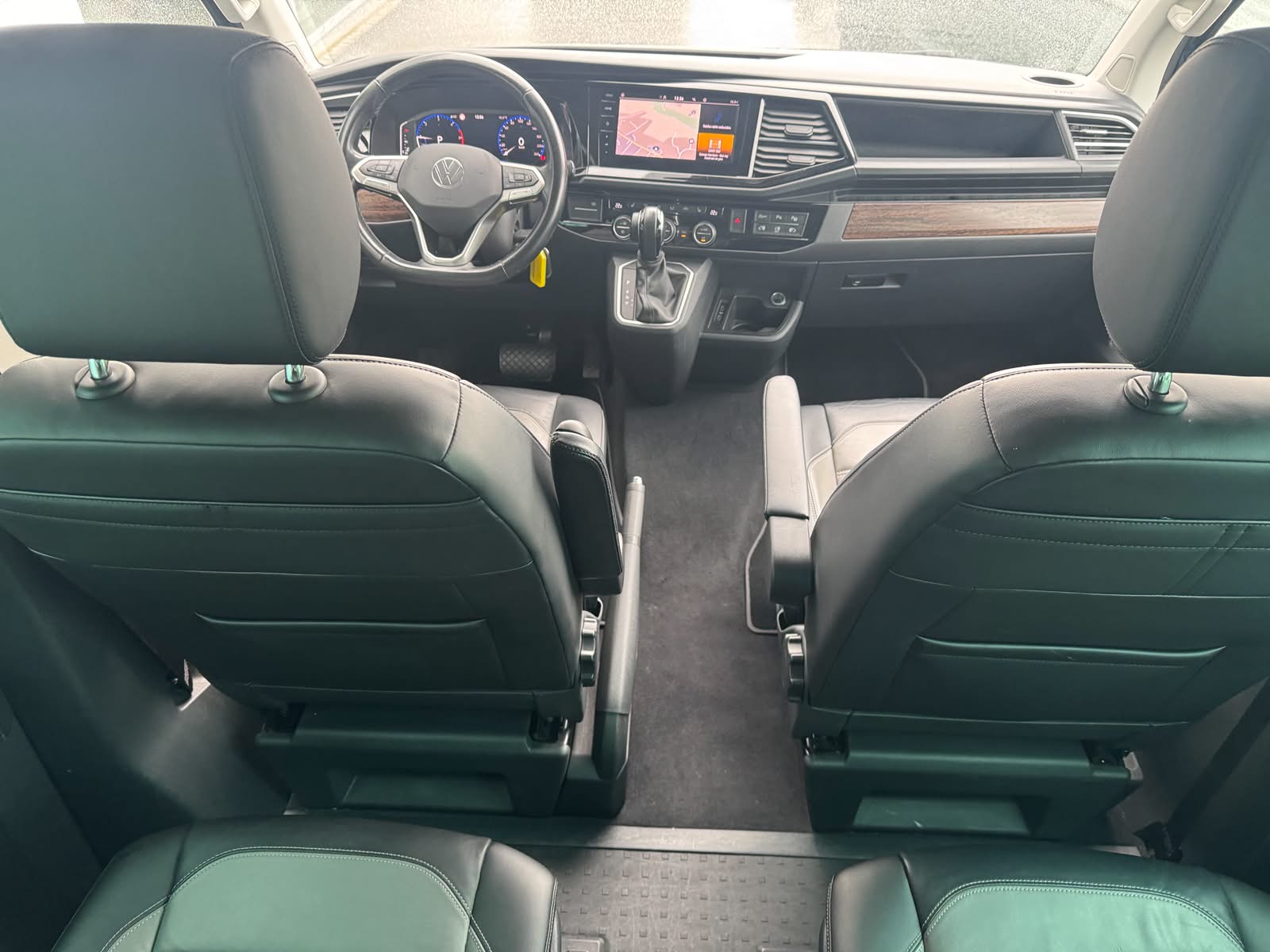 VW T6.1 Multivan 2.0 Bi-TDI Highline 4Motion DSG-image-10