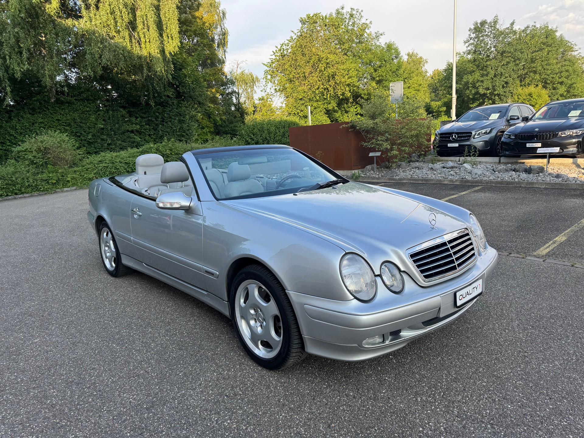 MERCEDES-BENZ CLK 430 Elégance Automatic-image-3