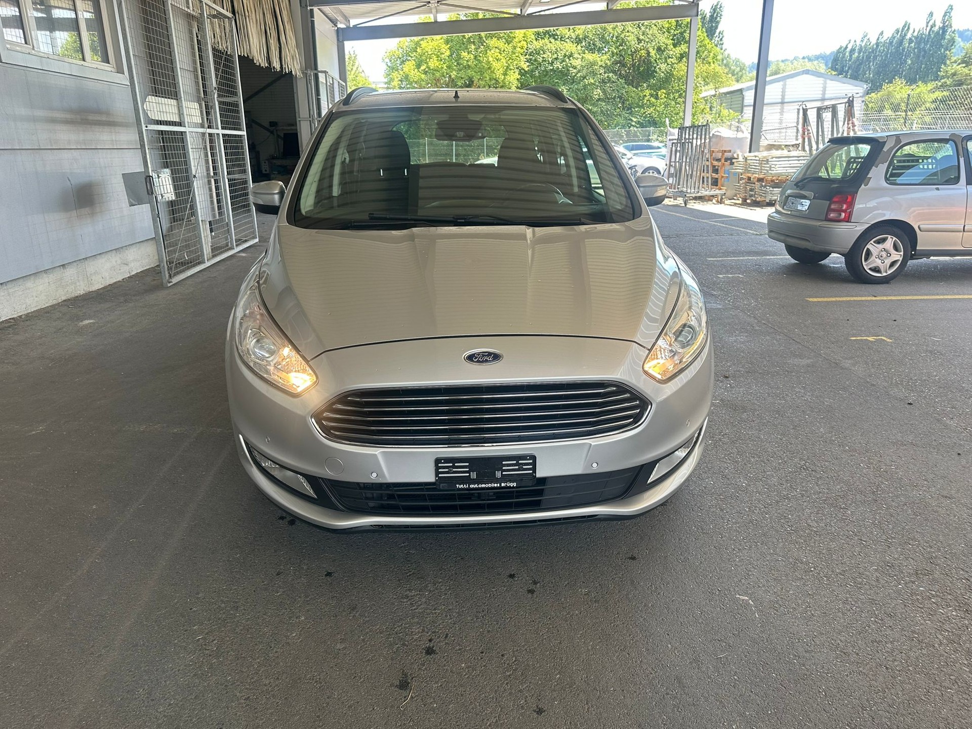 FORD Galaxy 2.0 TDCi Titanium AWD PowerShift-image-1