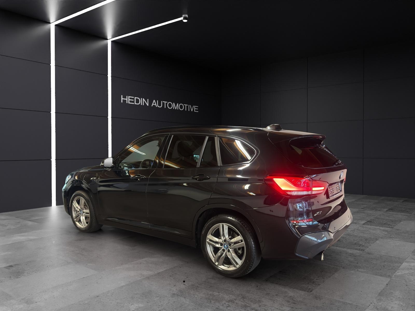 BMW X1 25e xDrive-showroom-element-2