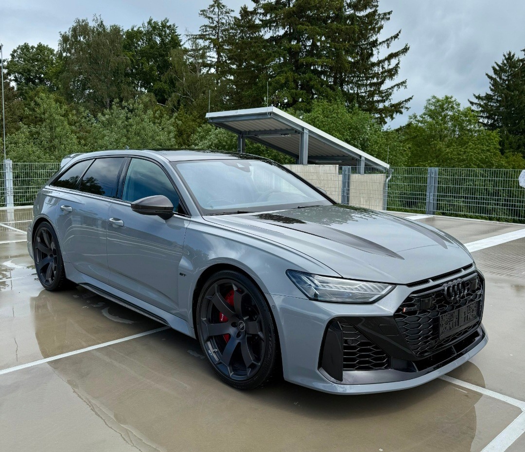 AUDI Audi RS6 Avant GT PANO/STANDHZG !! 1 of 660